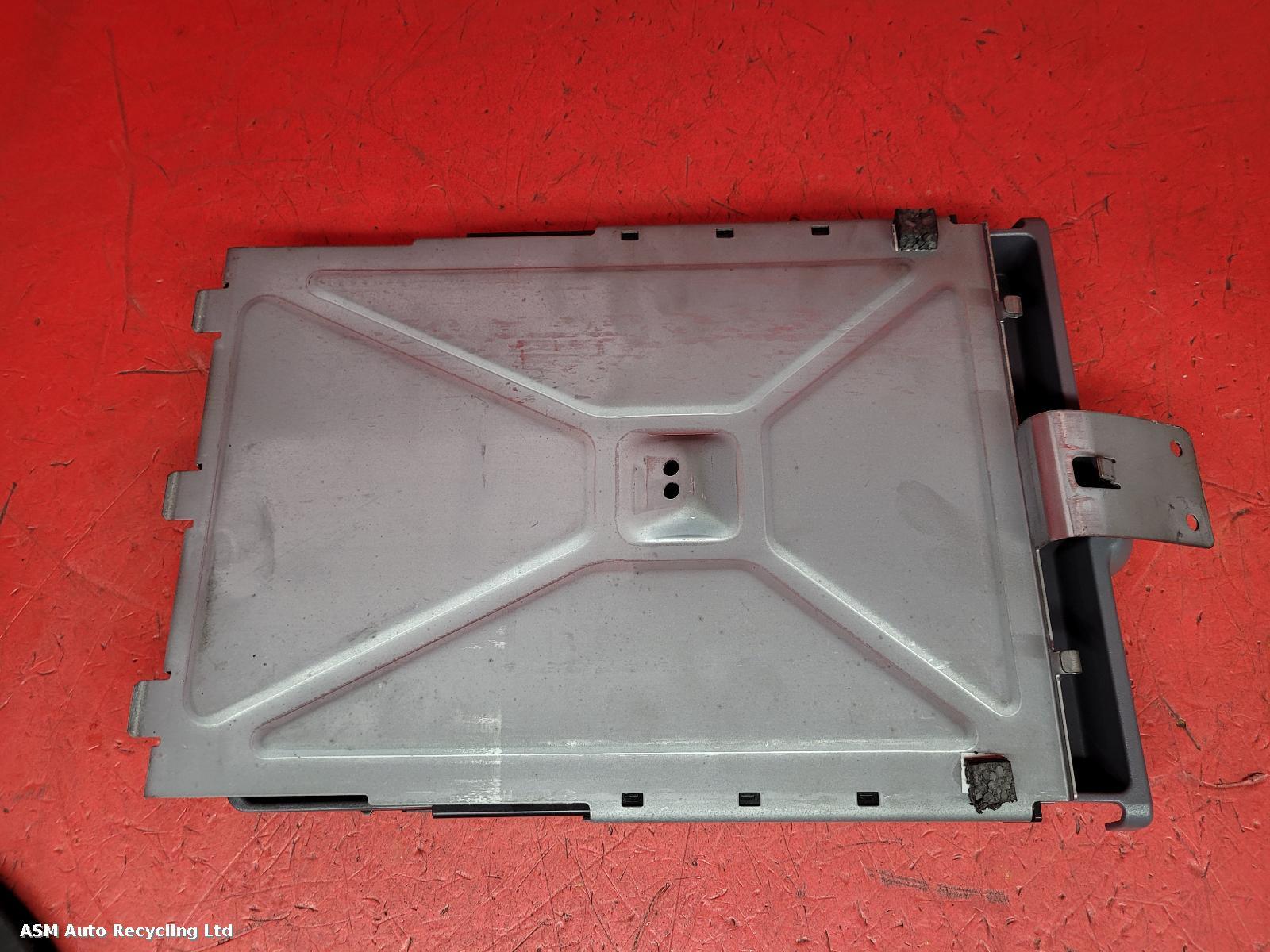 View Auto part Glove Box Nissan Micra 2003