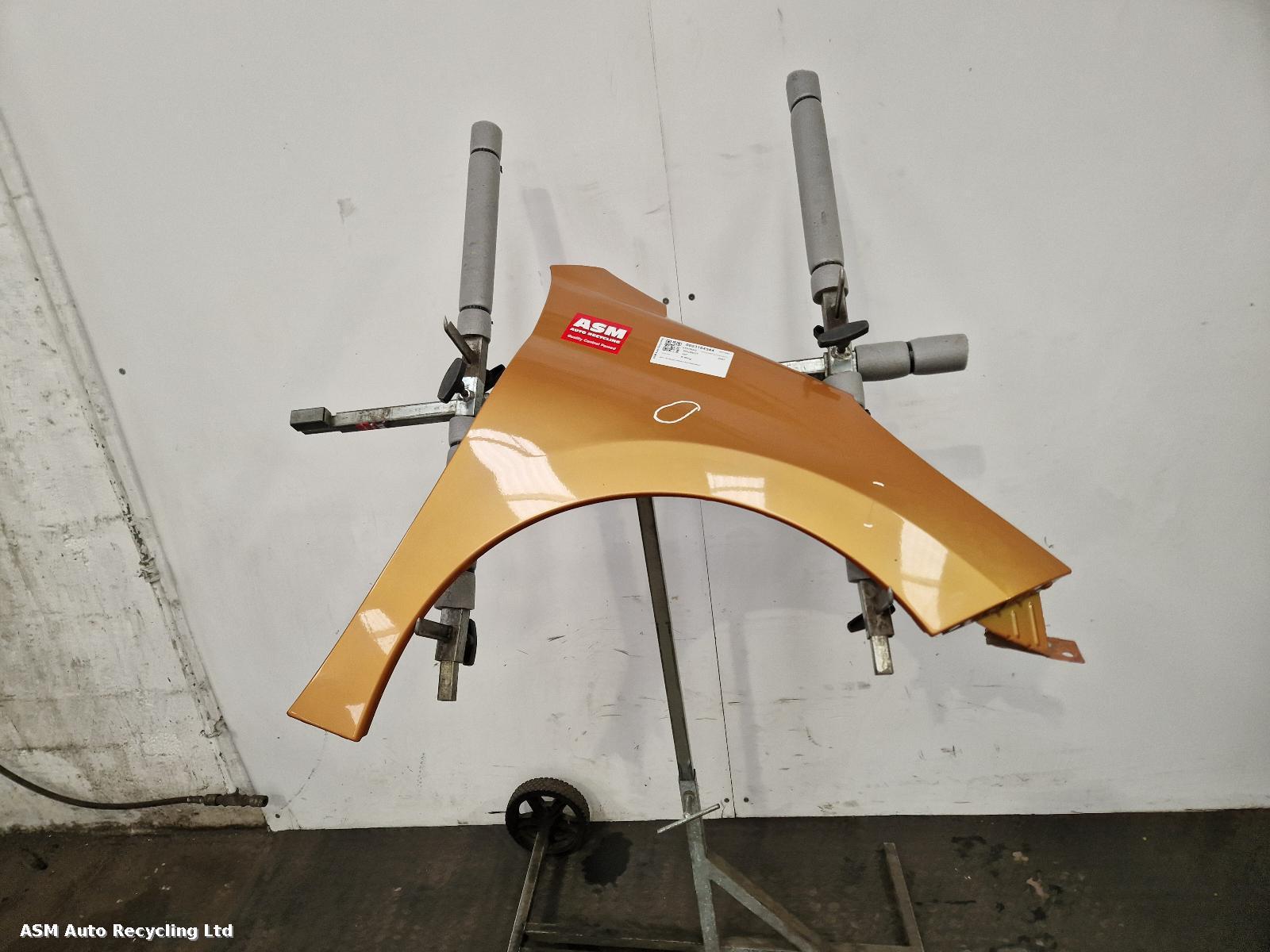 View Auto part R Wing Peugeot 207 2007