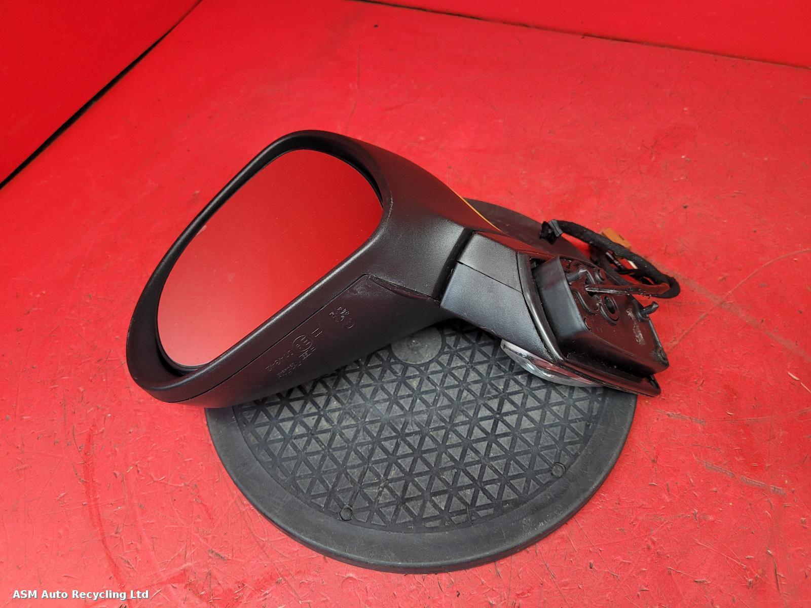 View Auto part L Door Mirror Peugeot 207 2007
