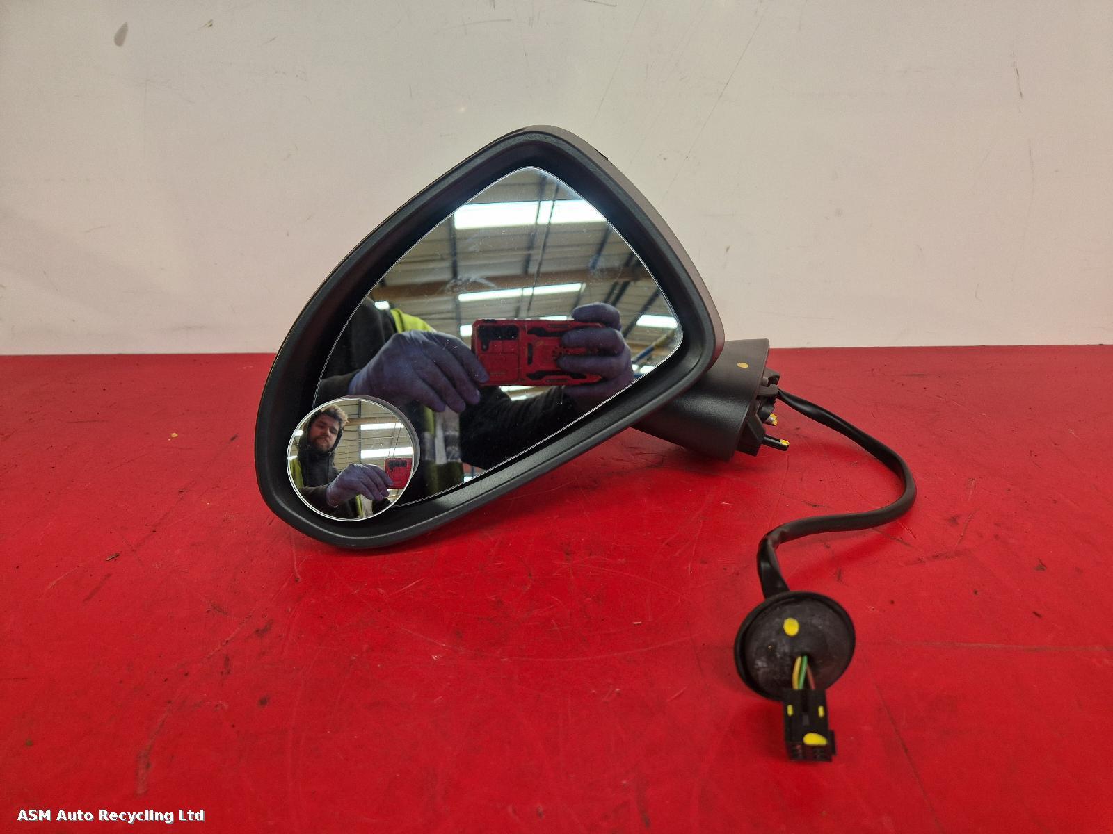 View Auto part L Door Mirror Vauxhall Corsa 2010