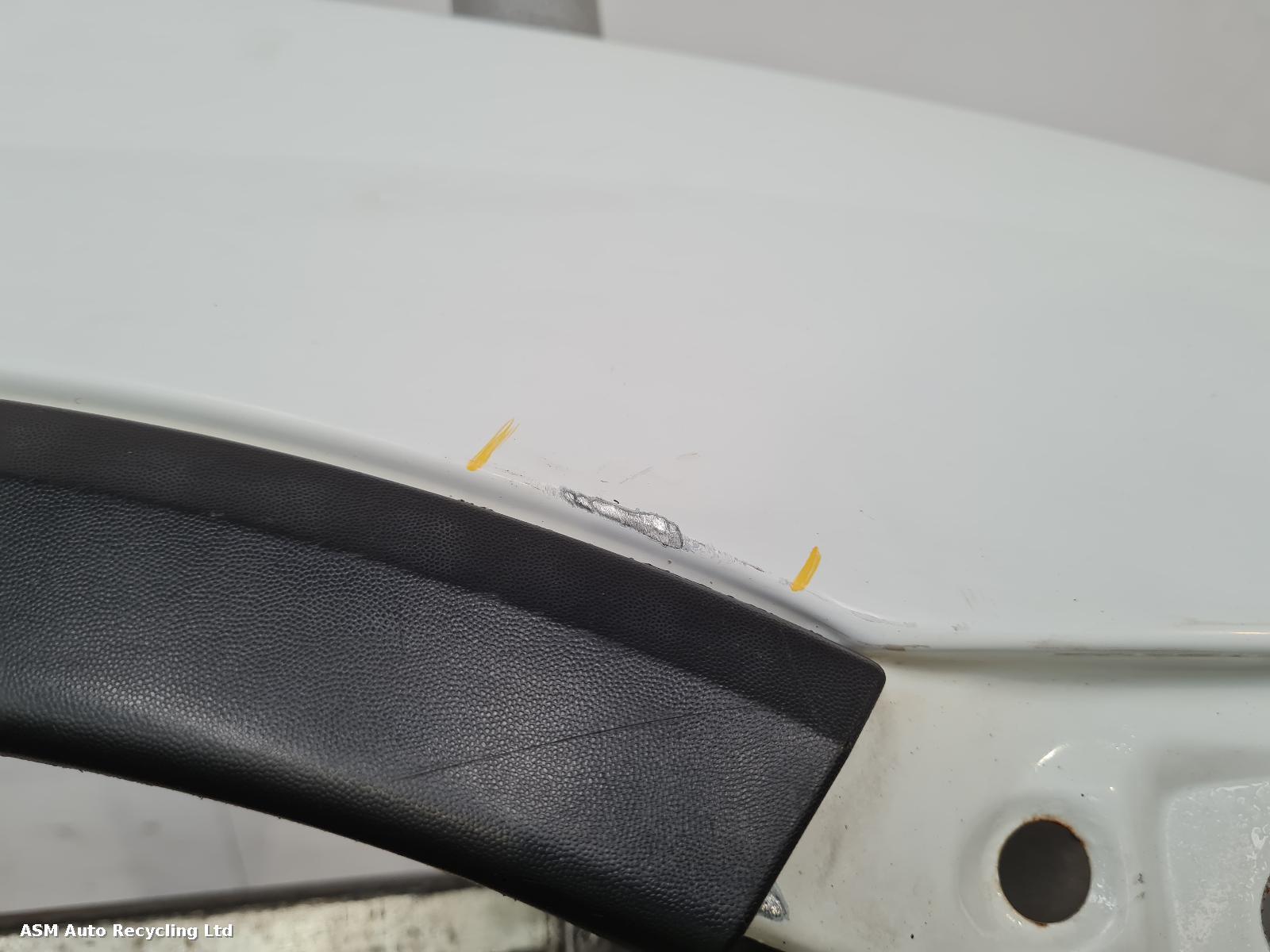 View Auto part R Wing Vauxhall Combo 2003