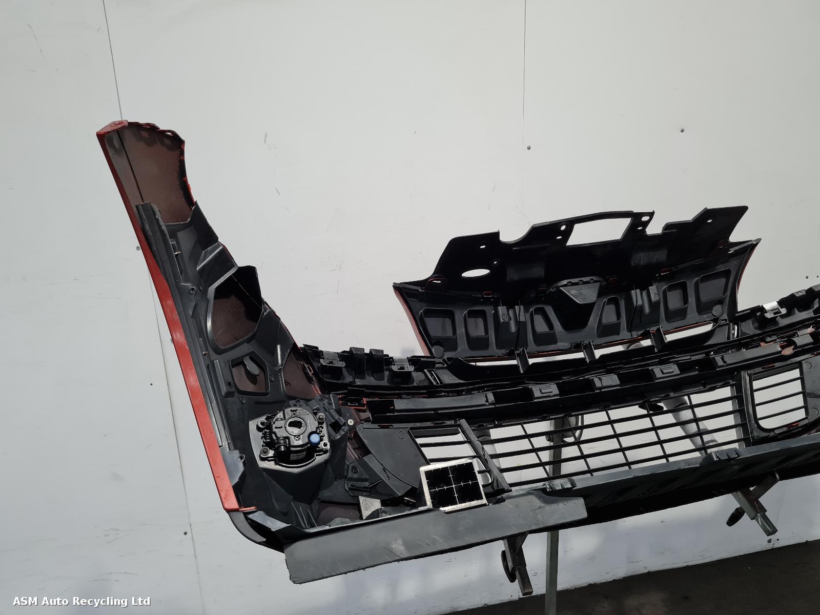 View Auto part Front Bumper Renault Megane 2010
