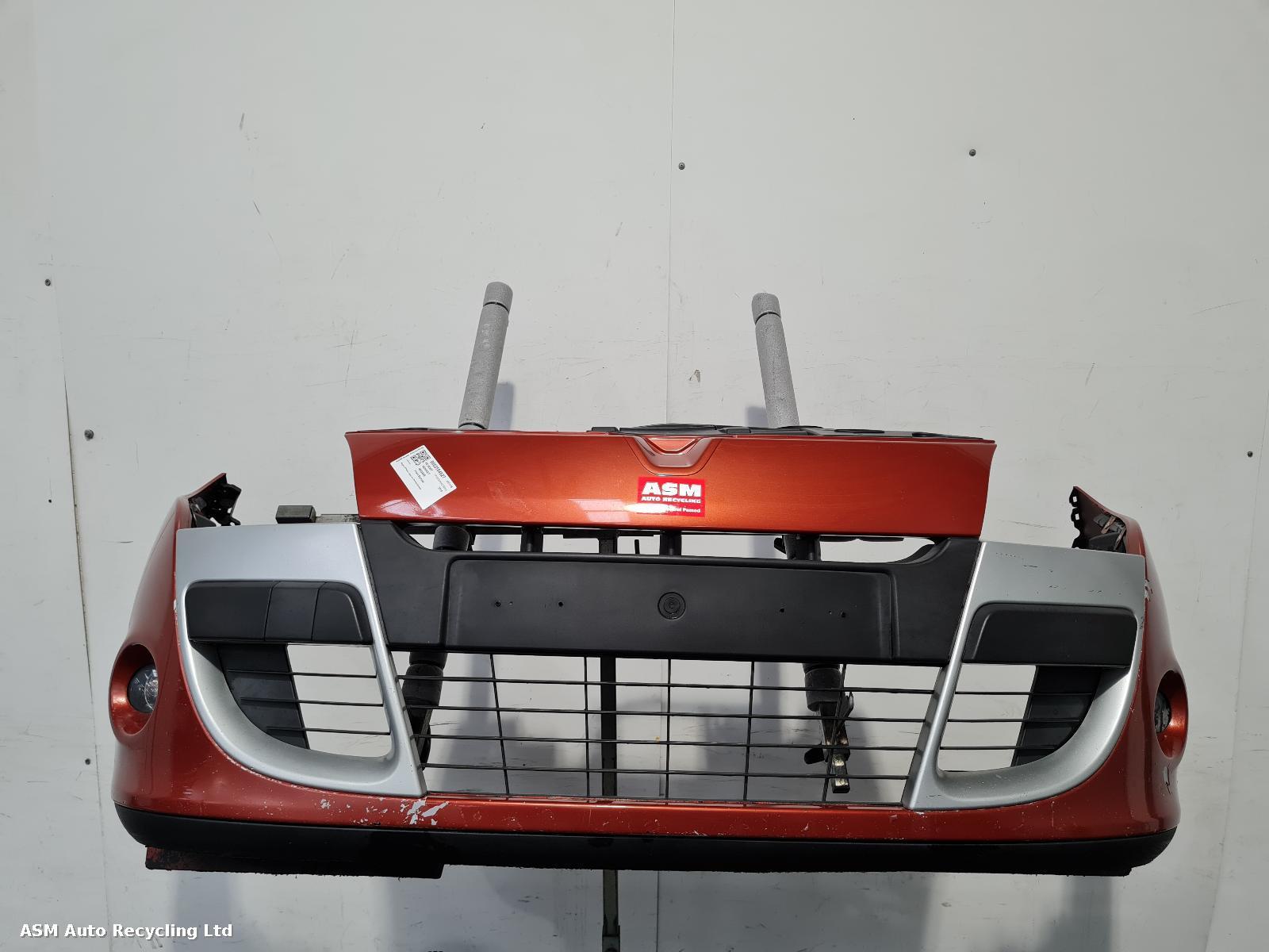 View Auto part Front Bumper Renault Megane 2010
