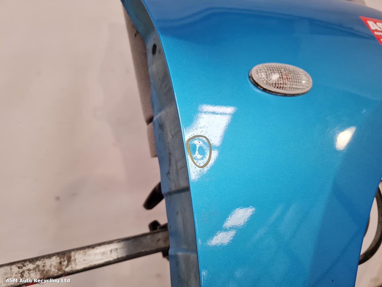 View Auto part R Wing Mazda 3  2010