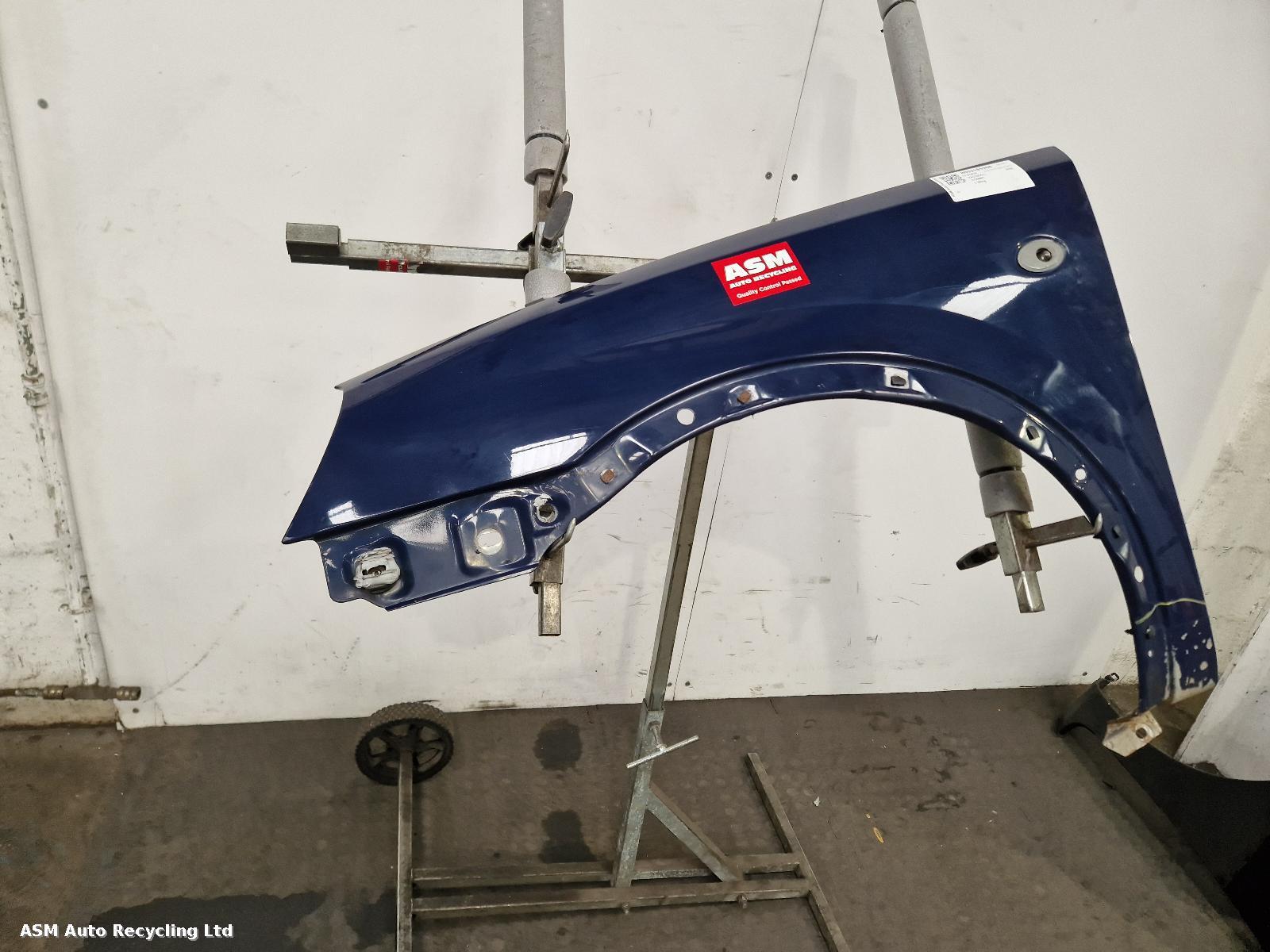 View Auto part L Wing Vauxhall Combo 2006