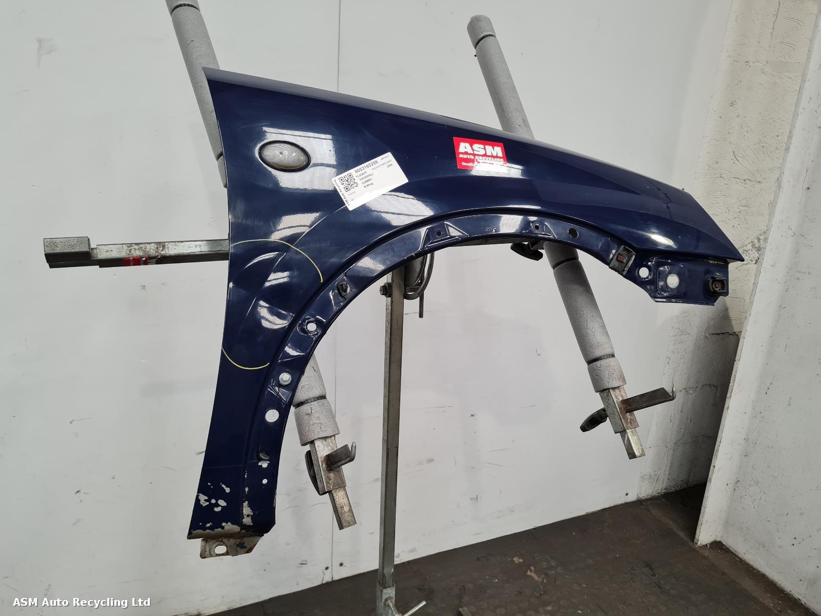View Auto part R Wing Vauxhall Combo 2006