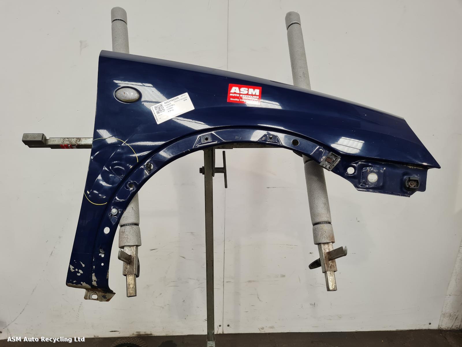 View Auto part R Wing Vauxhall Combo 2006