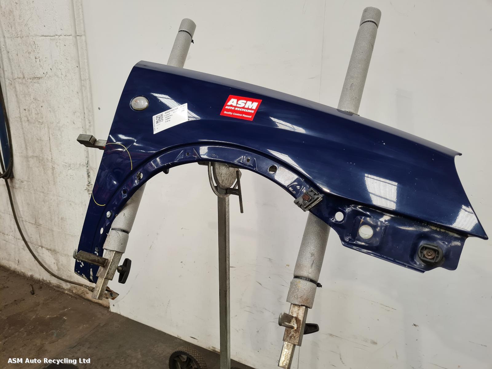 View Auto part R Wing Vauxhall Combo 2006