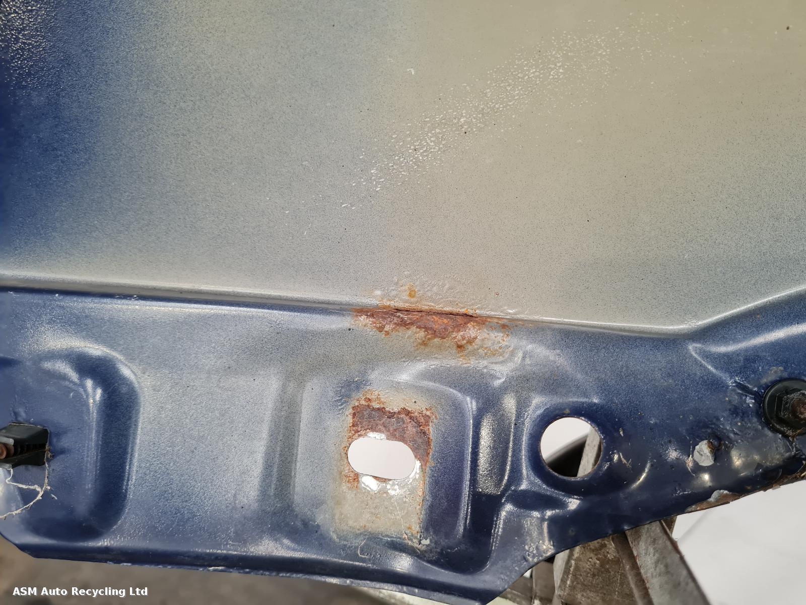 View Auto part R Wing Vauxhall Combo 2006