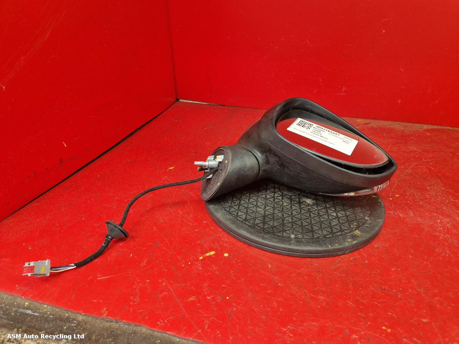 View Auto part R Door Mirror Ford Fiesta 2013