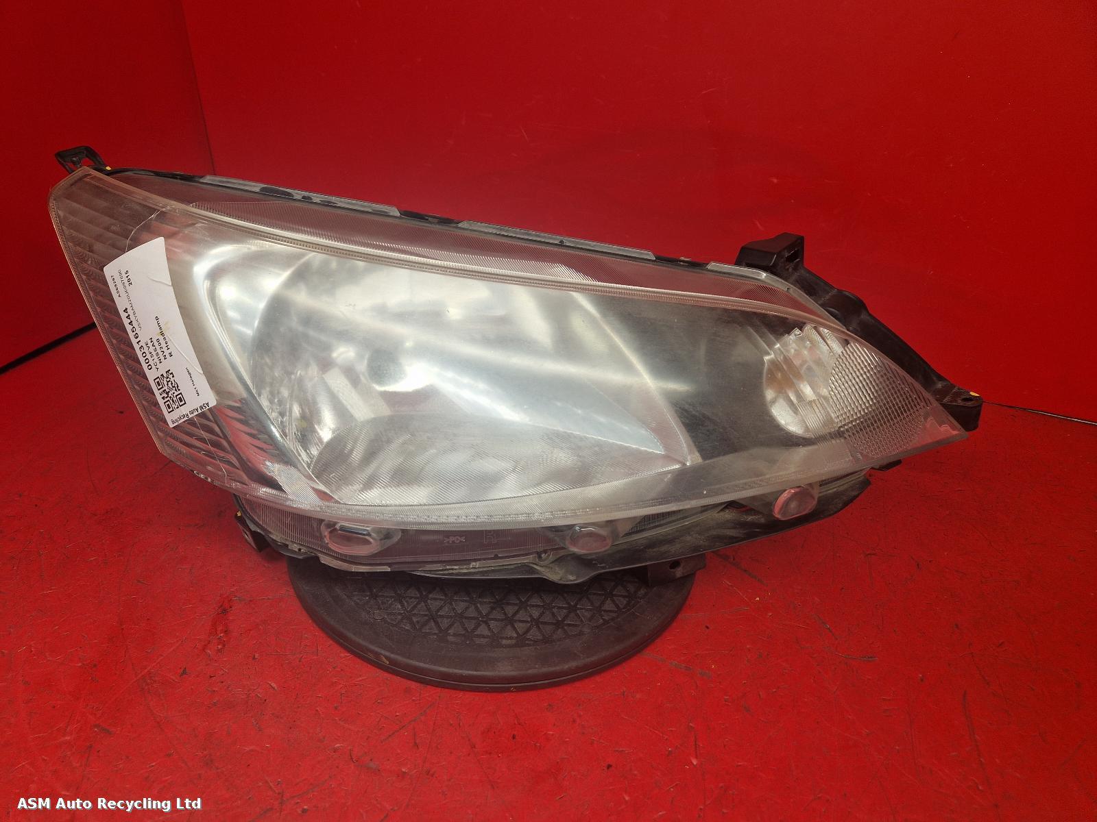 View Auto part R Headlamp Nissan Nv200 2015