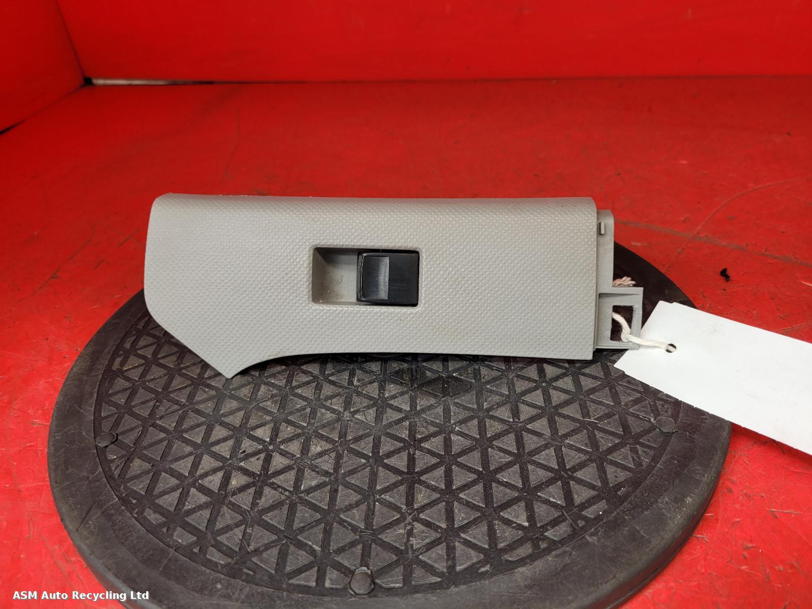 View Auto part Elect. Window Switch Toyota Yaris 2007