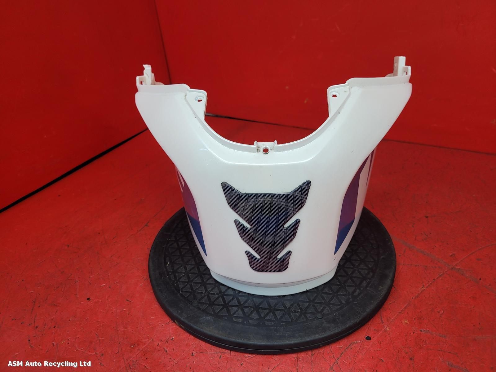 View Auto part Tank Trim Voge R 125 2023