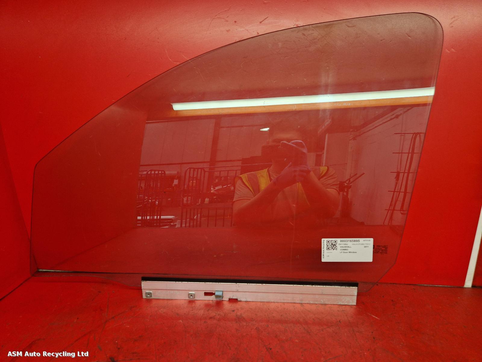View Auto part LF Door Window Vauxhall Combo 2011