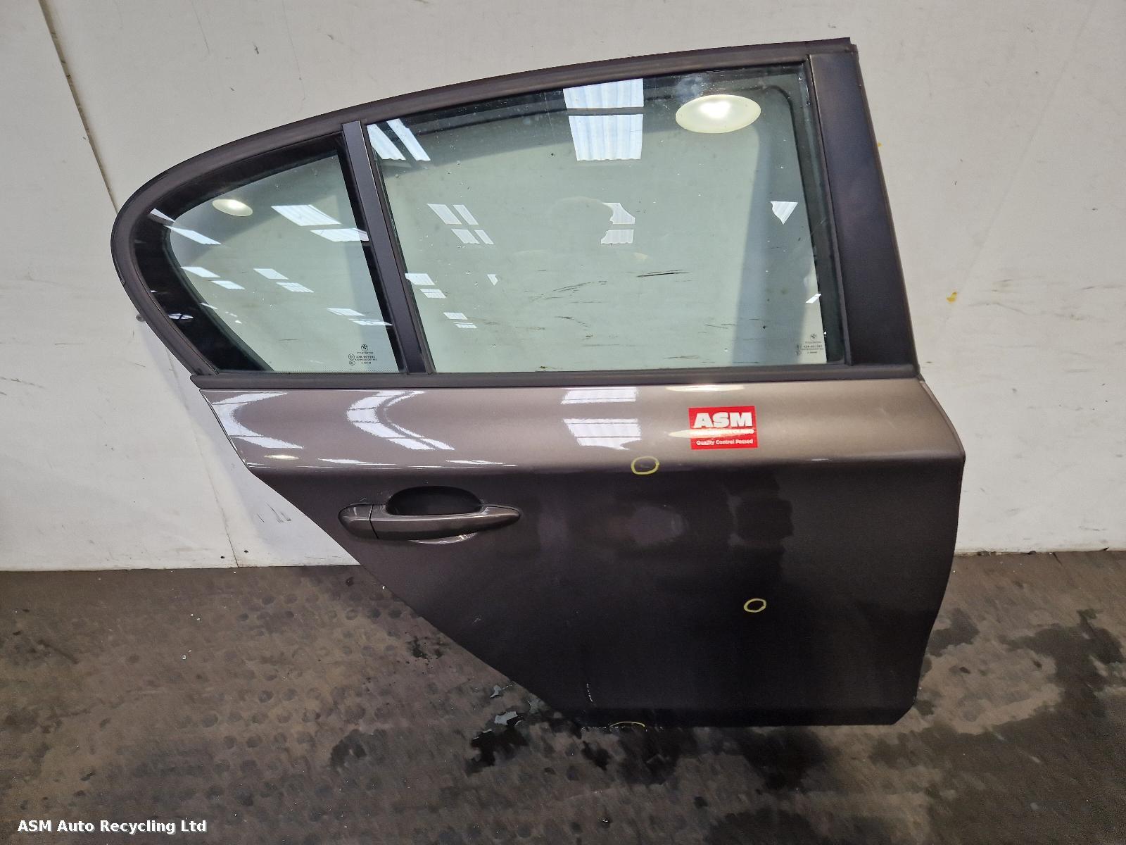 View Auto part R Rear Door Bmw 1 Series 2008
