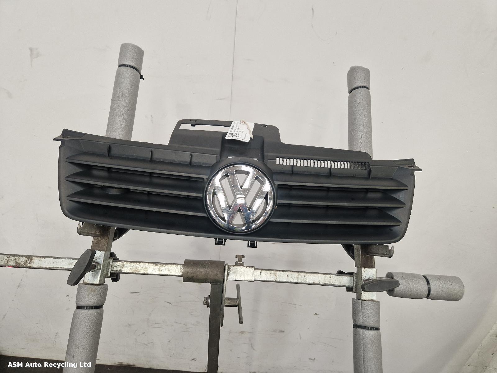 View Auto part Grille Volkswagen Polo 2004