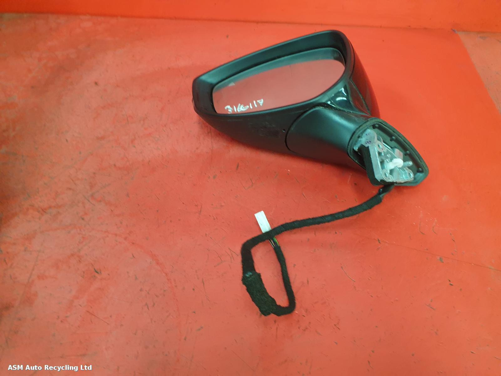 View Auto part L Door Mirror Mazda Mx30 2023