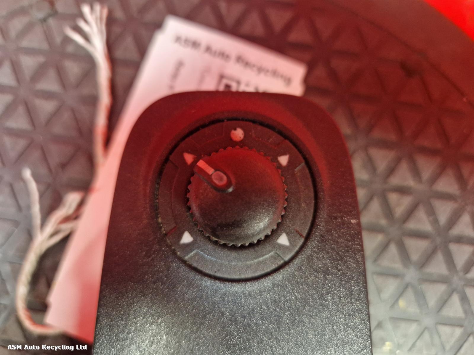 View Auto part Elect. Window Switch Citroen Relay/jumper 2015