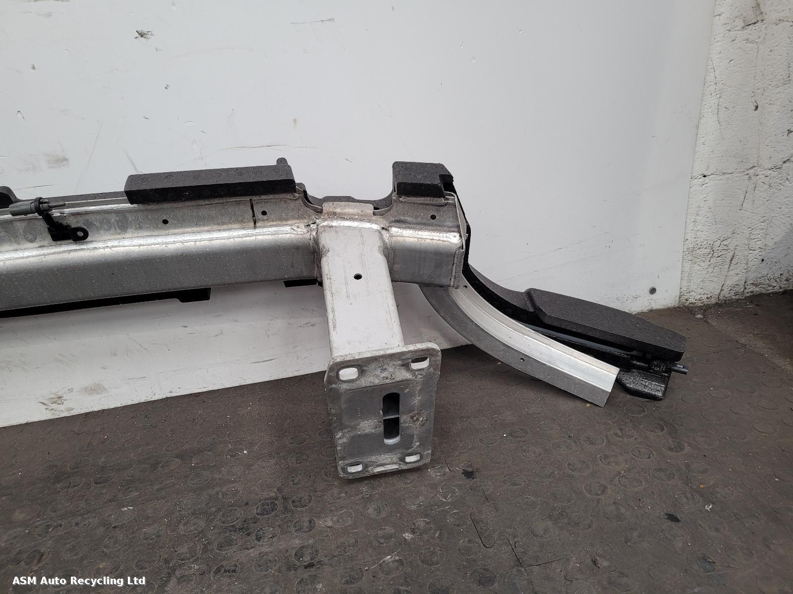 View Auto part Front Bumper Reinforcement Audi Q7 2017