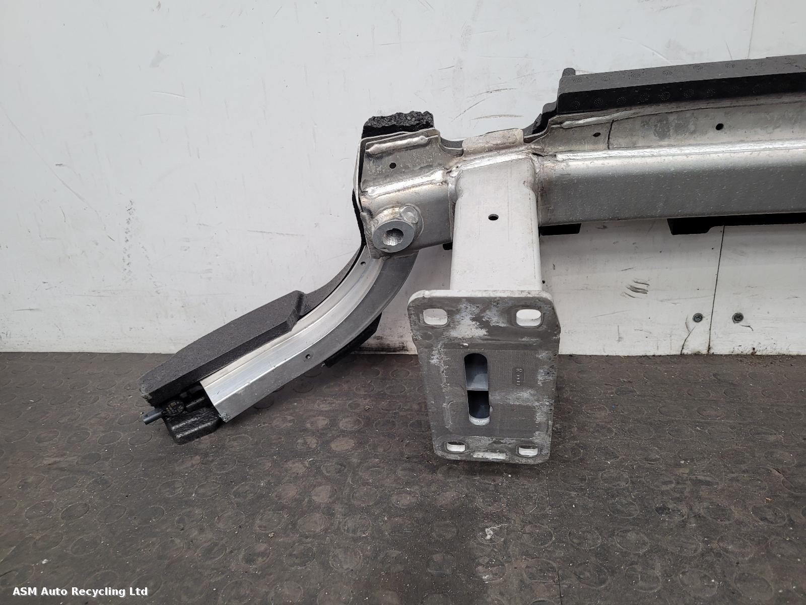 View Auto part Front Bumper Reinforcement Audi Q7 2017
