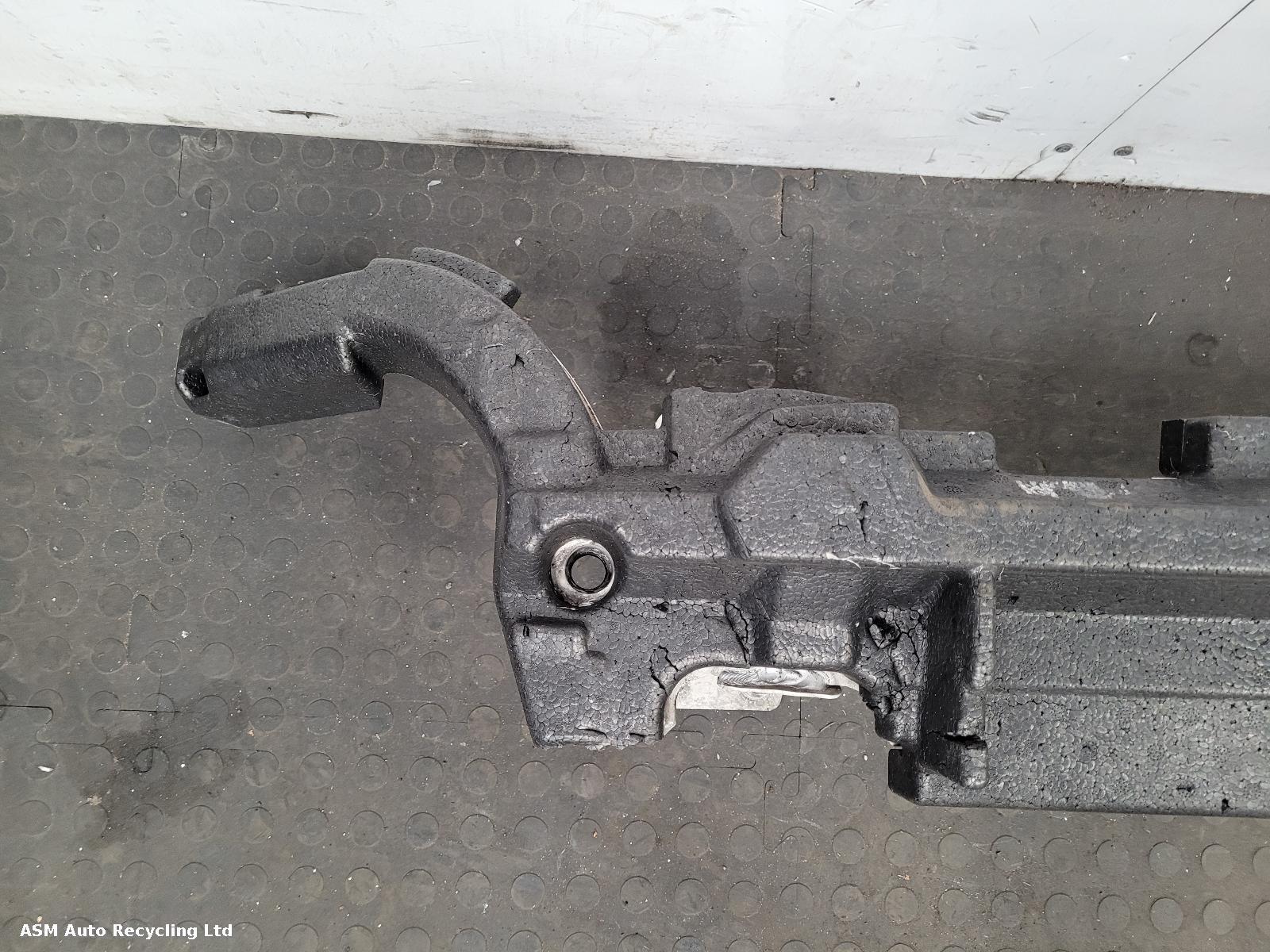 View Auto part Front Bumper Reinforcement Audi Q7 2017