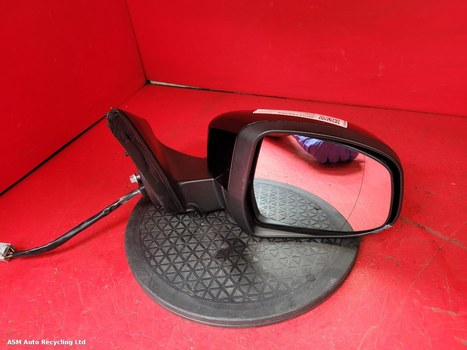 View Auto part R Door Mirror Ford Mondeo 2012
