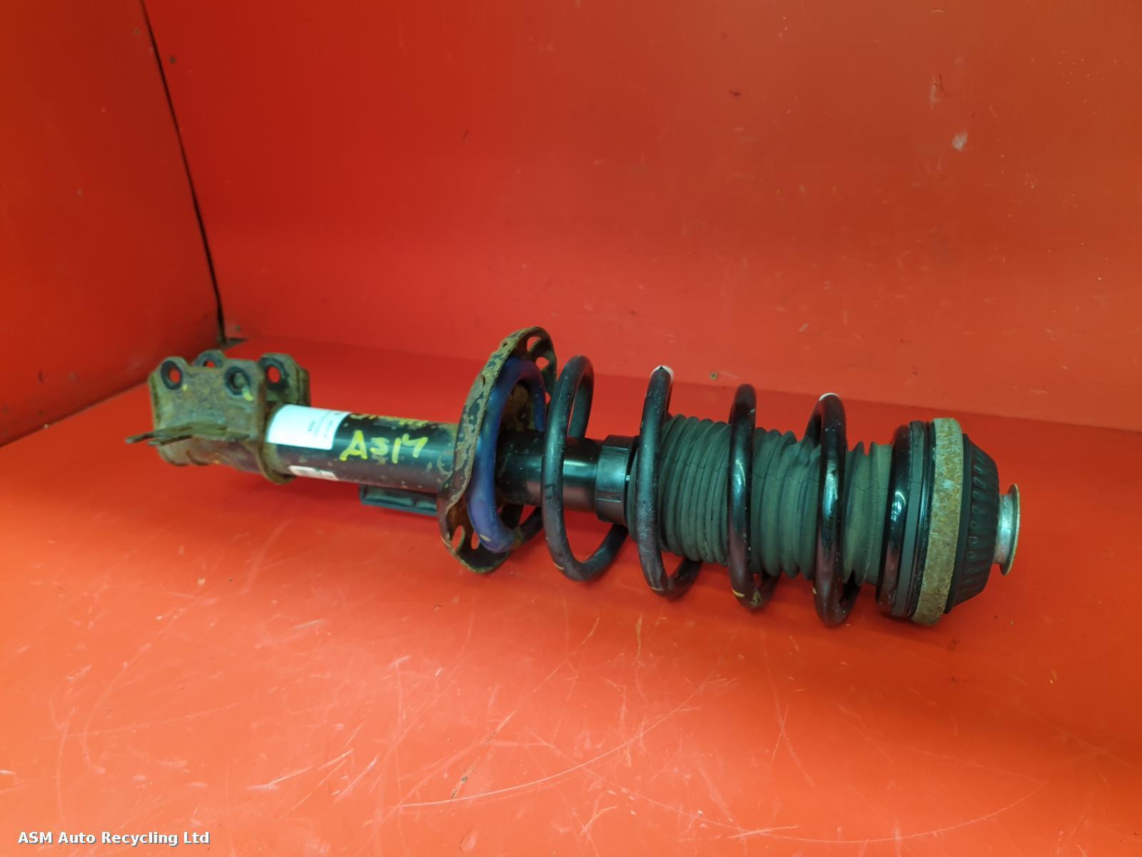 View Auto part RF Strut Vauxhall Zafira 2008