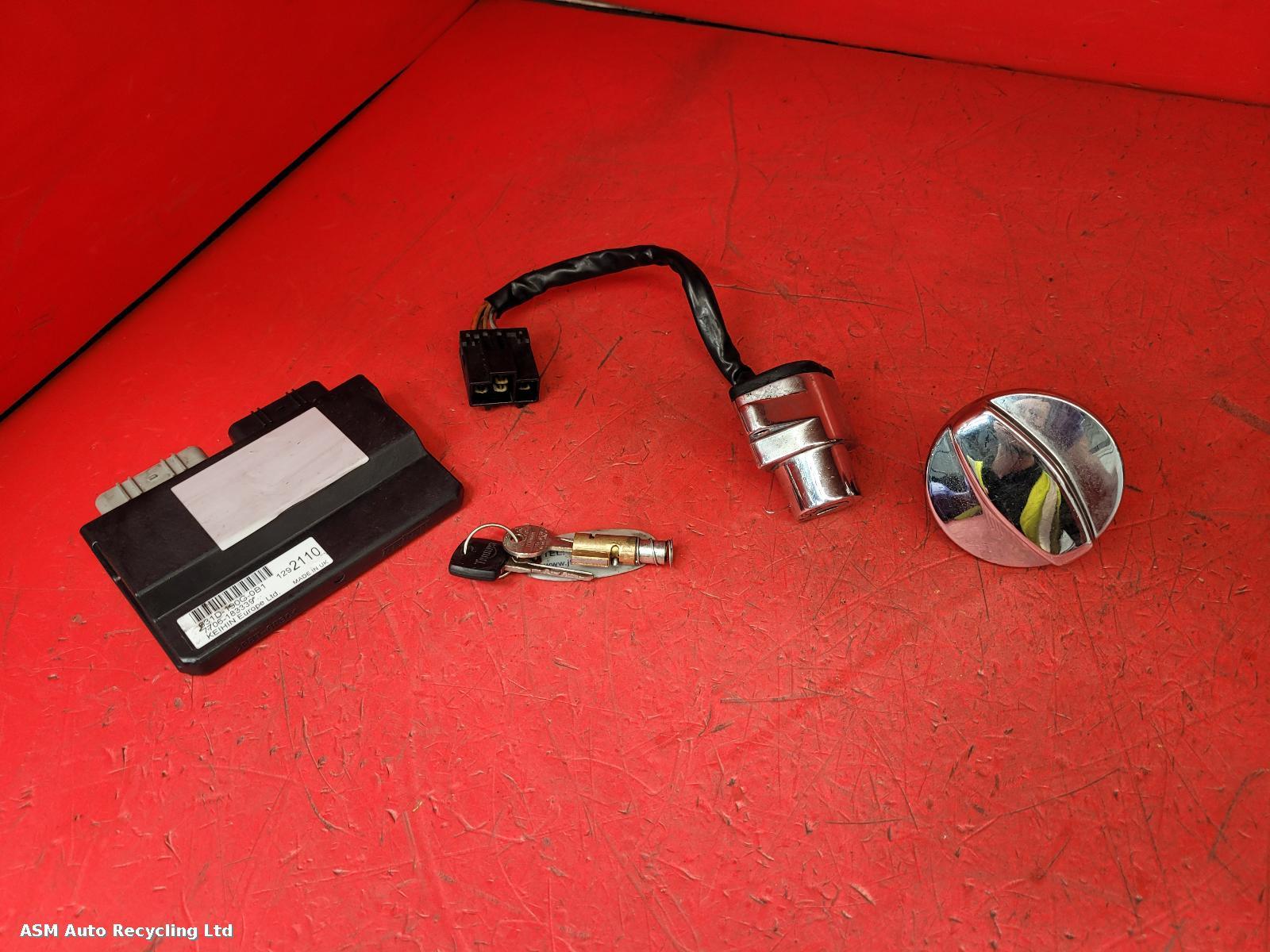 View Auto part Comp.Lock Set + Keys Triumph Bonneville America 2008