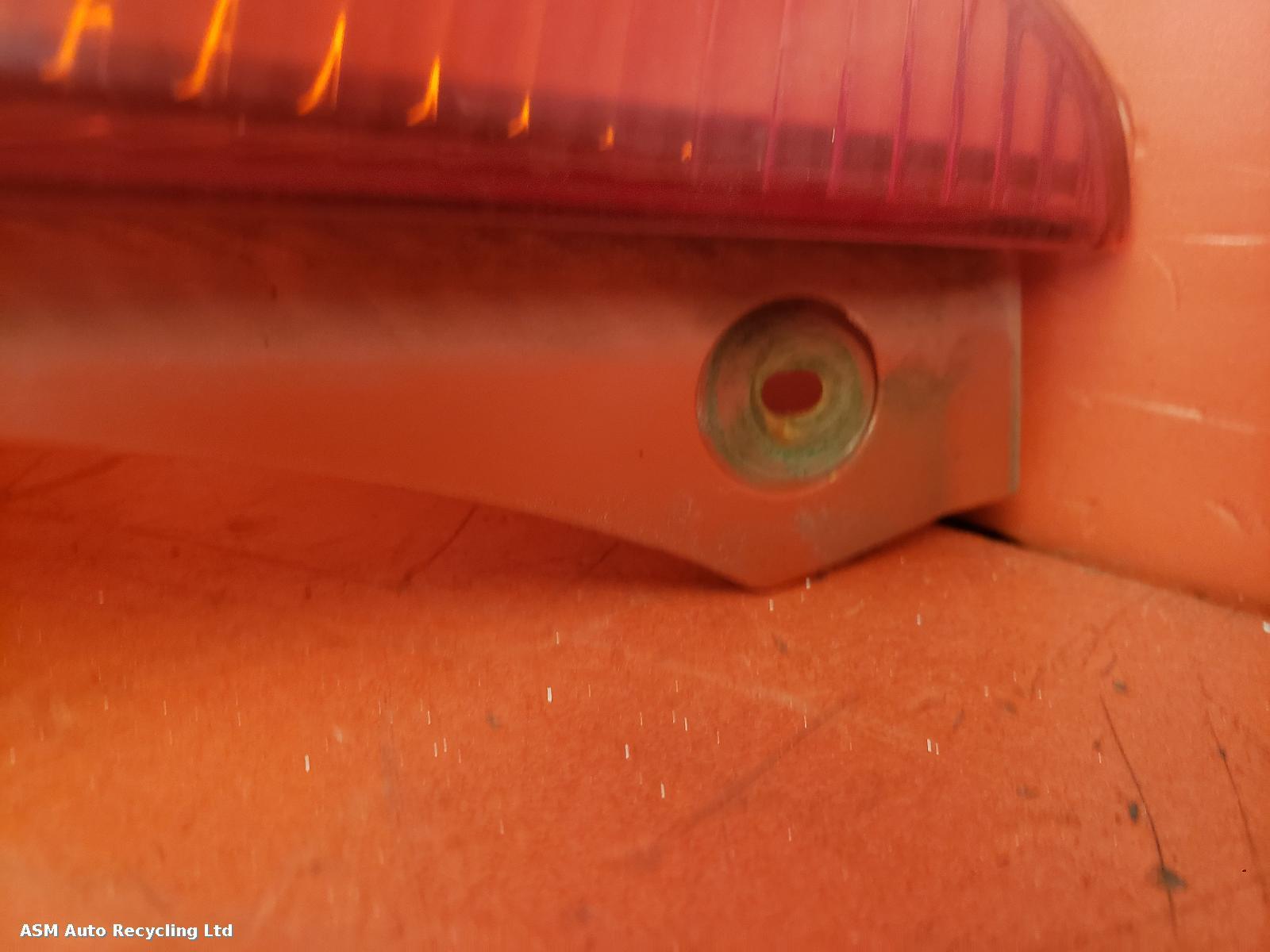 View Auto part L Taillight Peugeot 107 2006