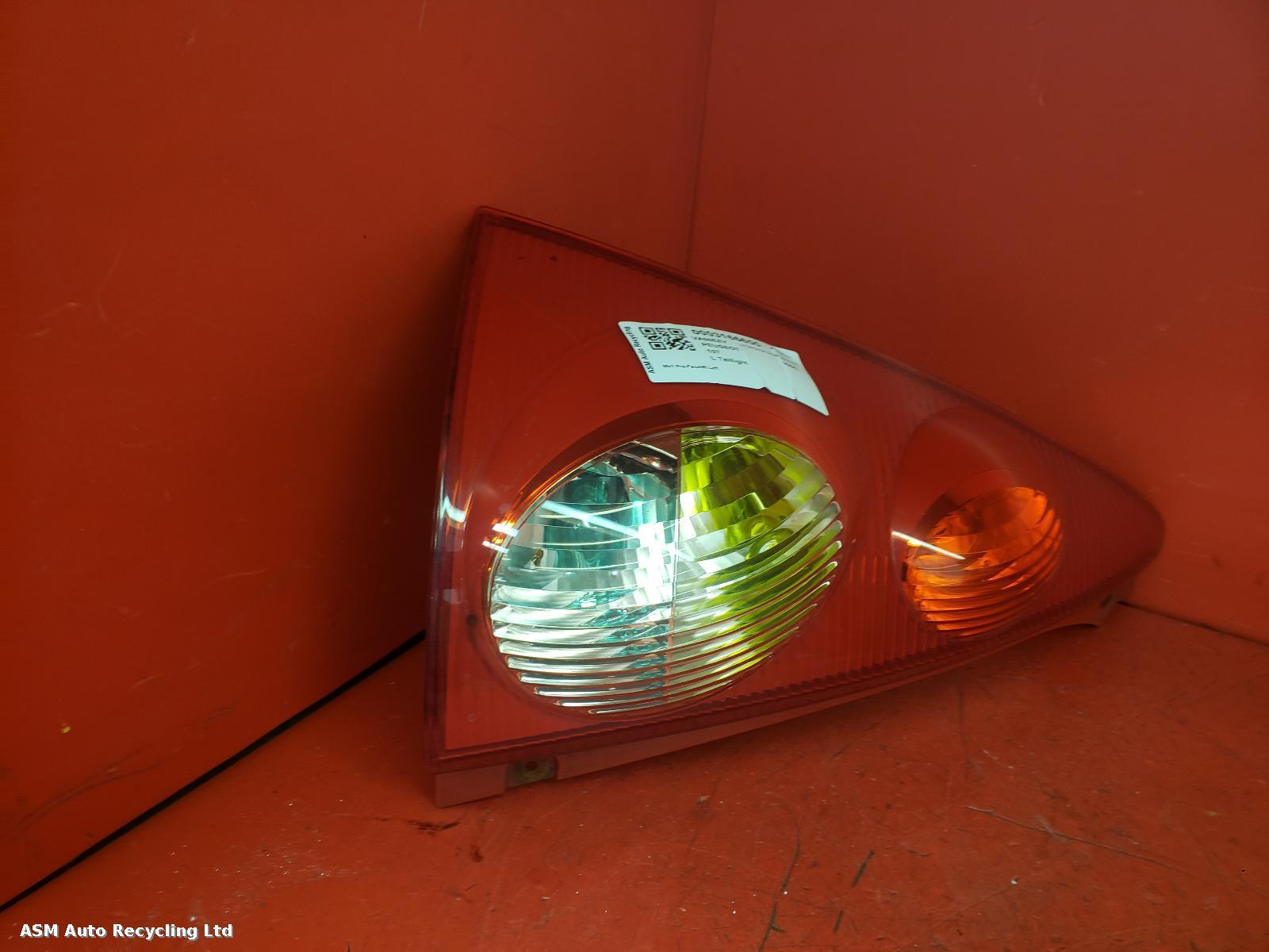 View Auto part L Taillight Peugeot 107 2006