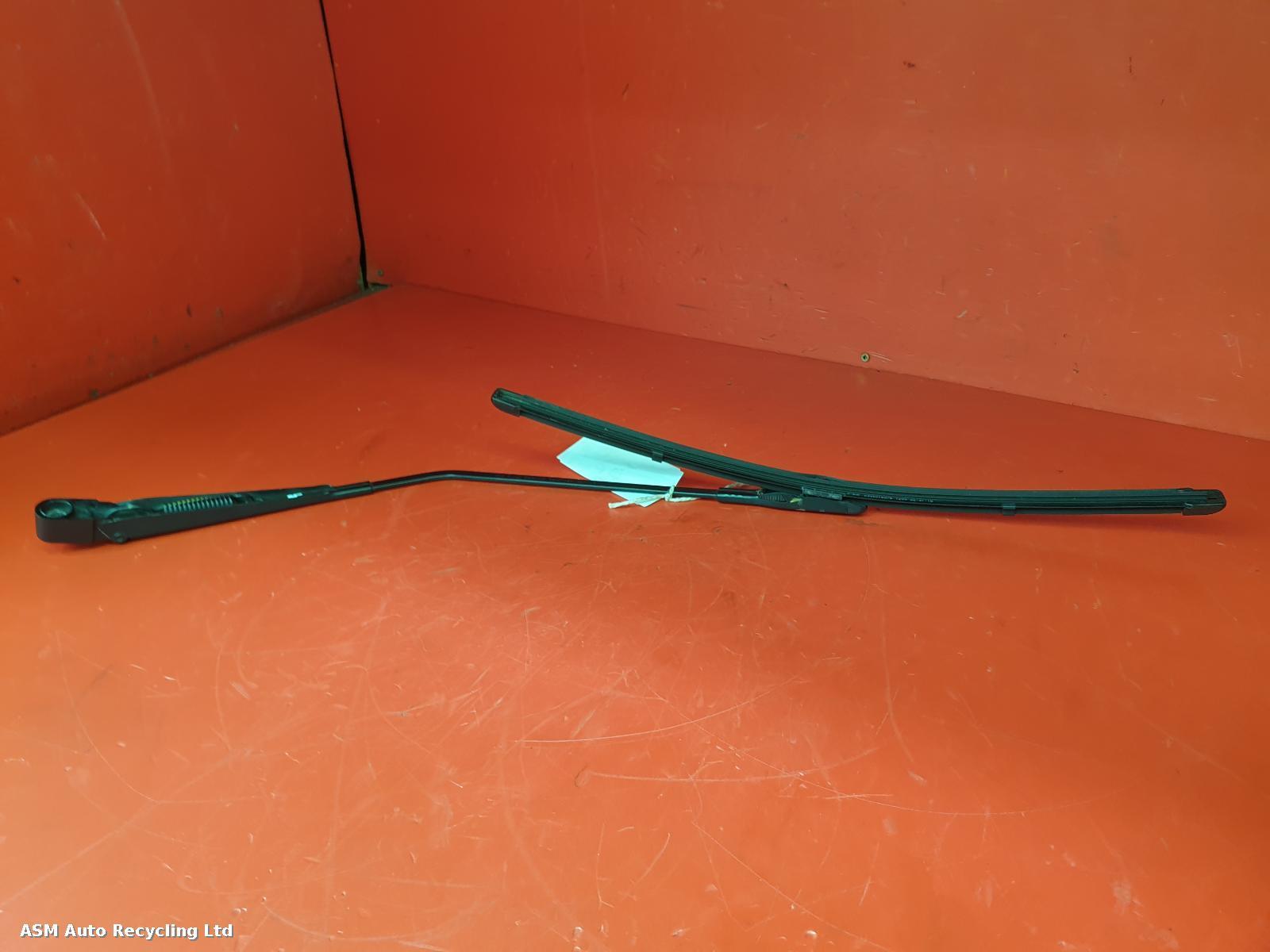 View Auto part Wiper Arm Vauxhall Insignia 2011