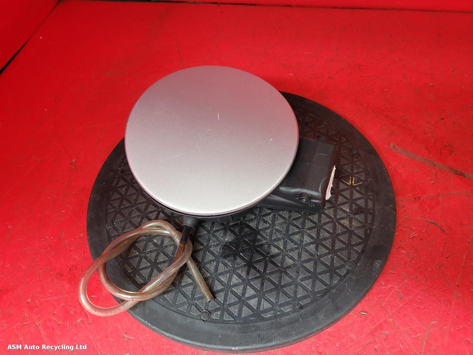 View Auto part Fuel Filler Flap Volkswagen Polo 2005