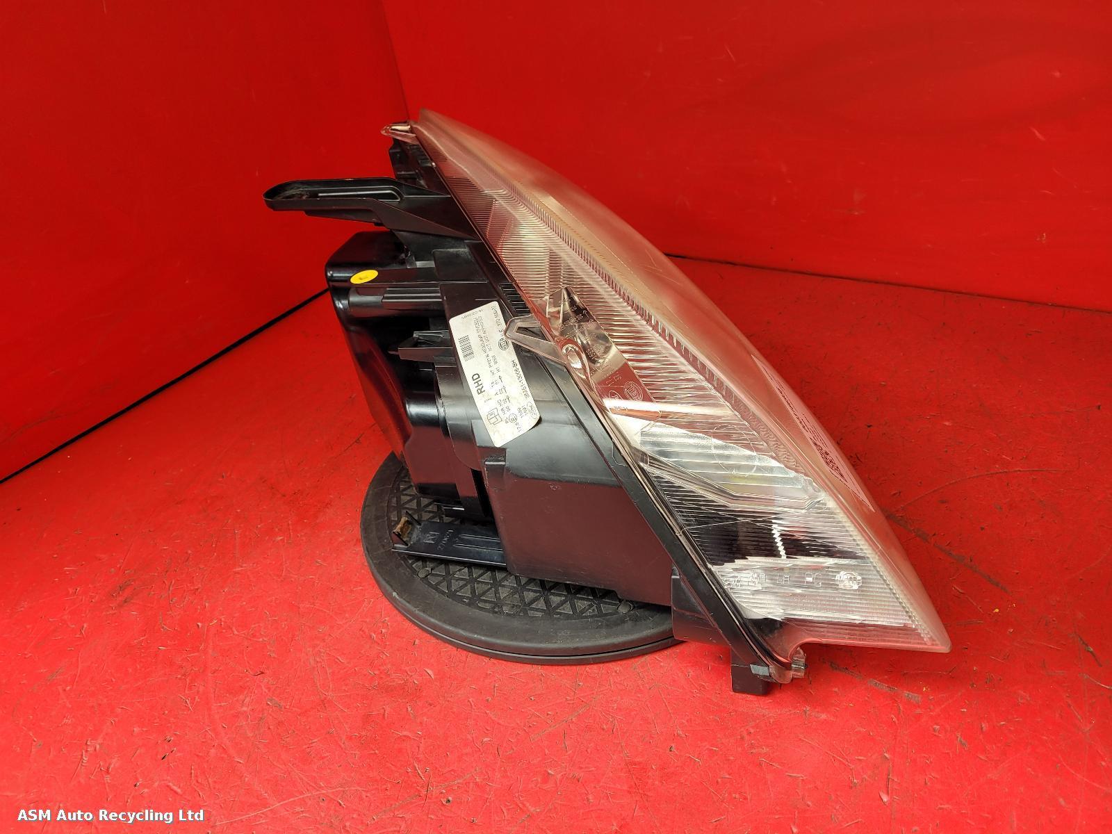 View Auto part L Headlamp Ford Focus C Max 2005