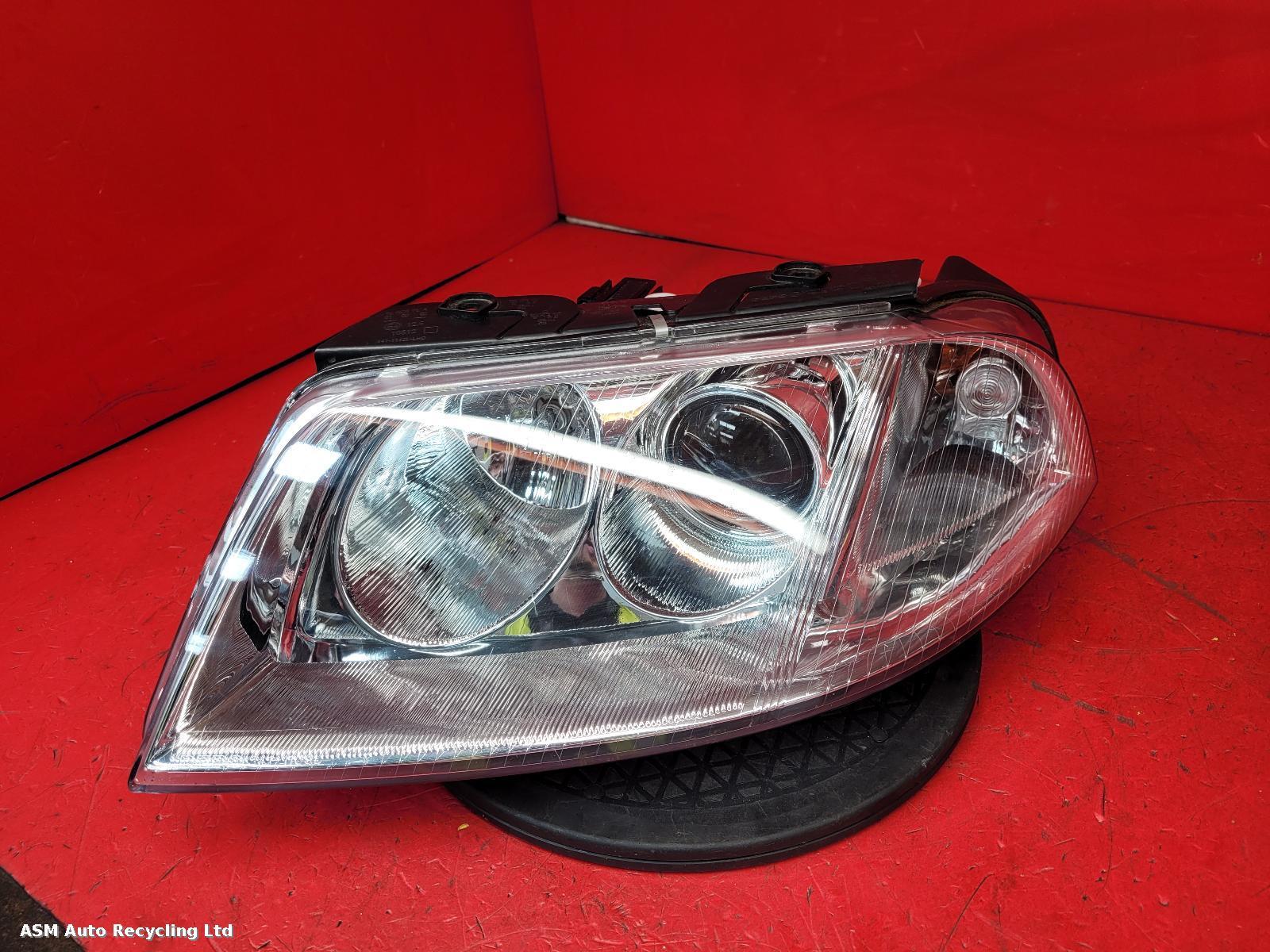 View Auto part R Headlamp Volkswagen Passat 2004