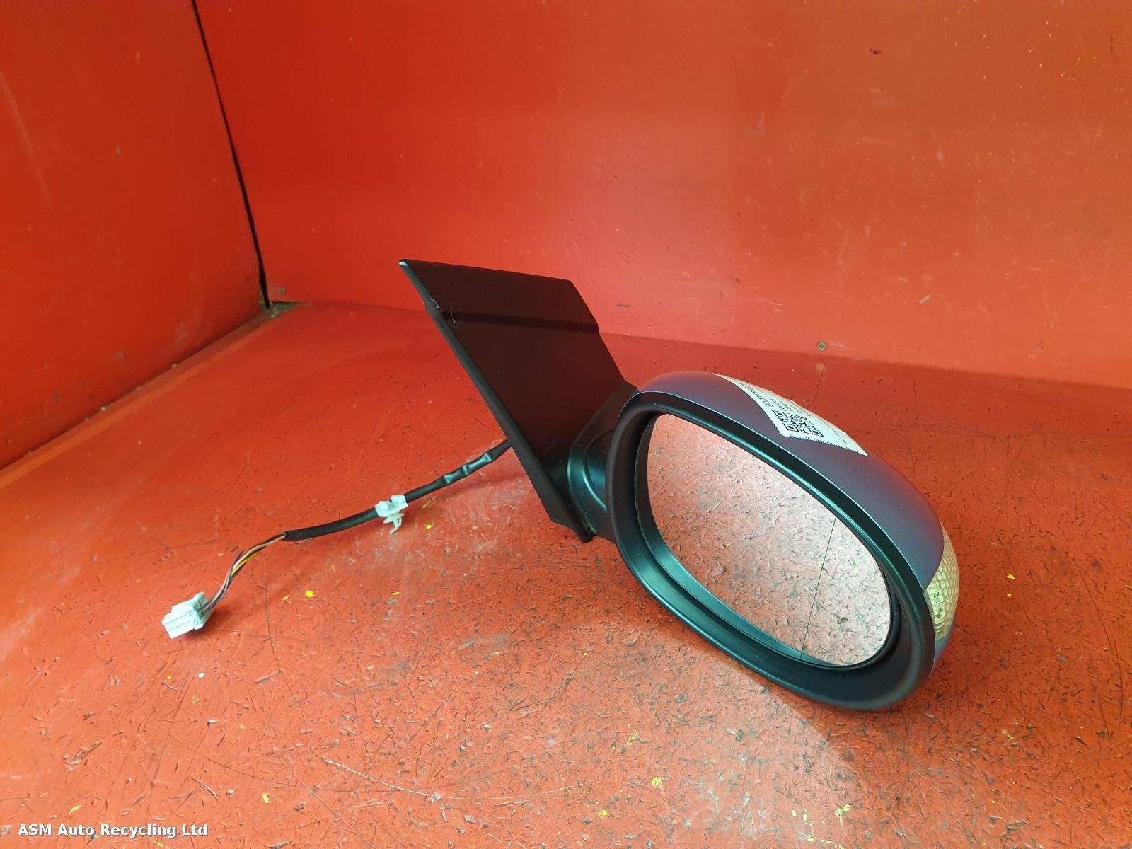 View Auto part R Door Mirror Honda Civic 2006
