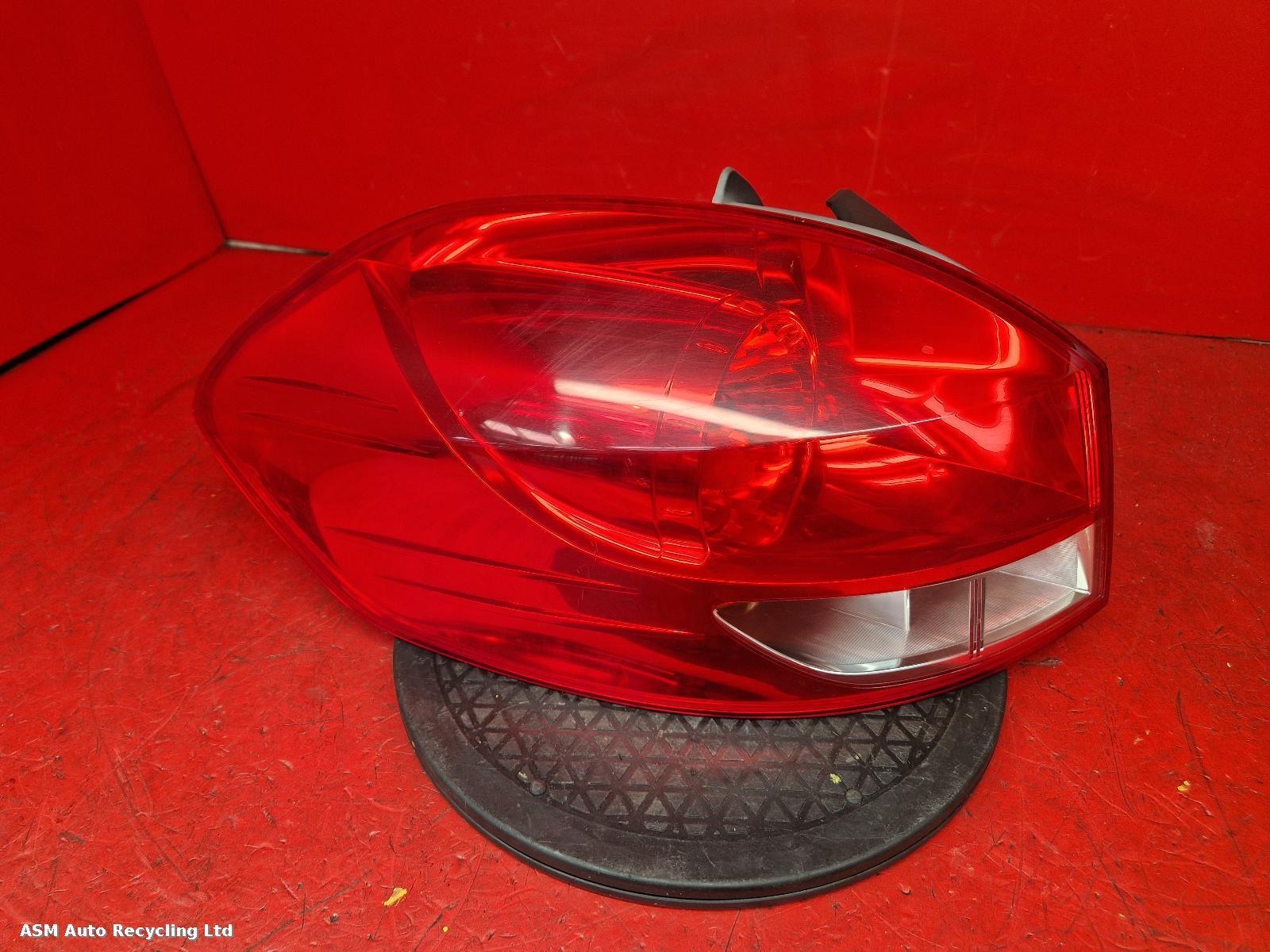 View Auto part L Taillight Renault Clio 2009