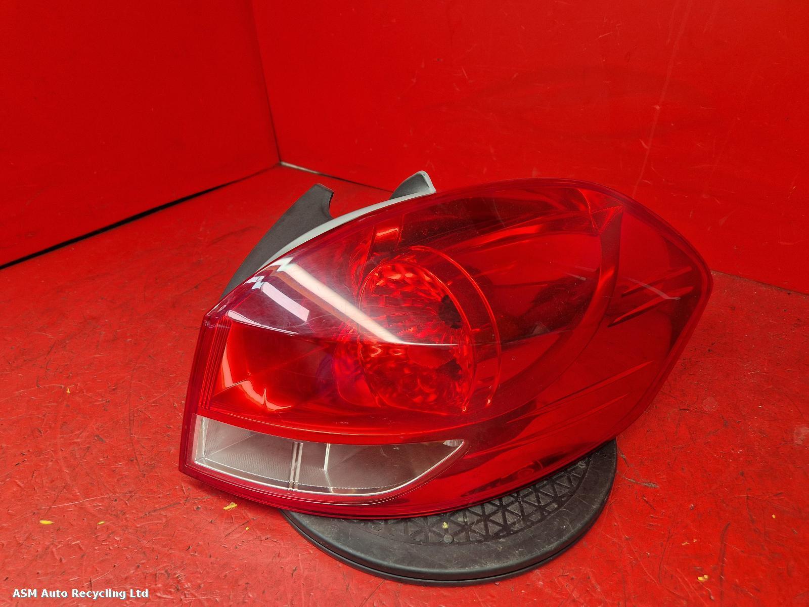View Auto part R Taillight Renault Clio 2009