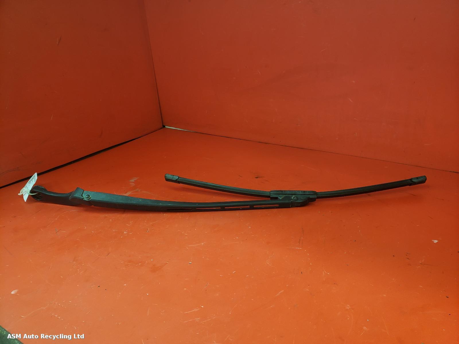 View Auto part Wiper Arm Audi A4 2008