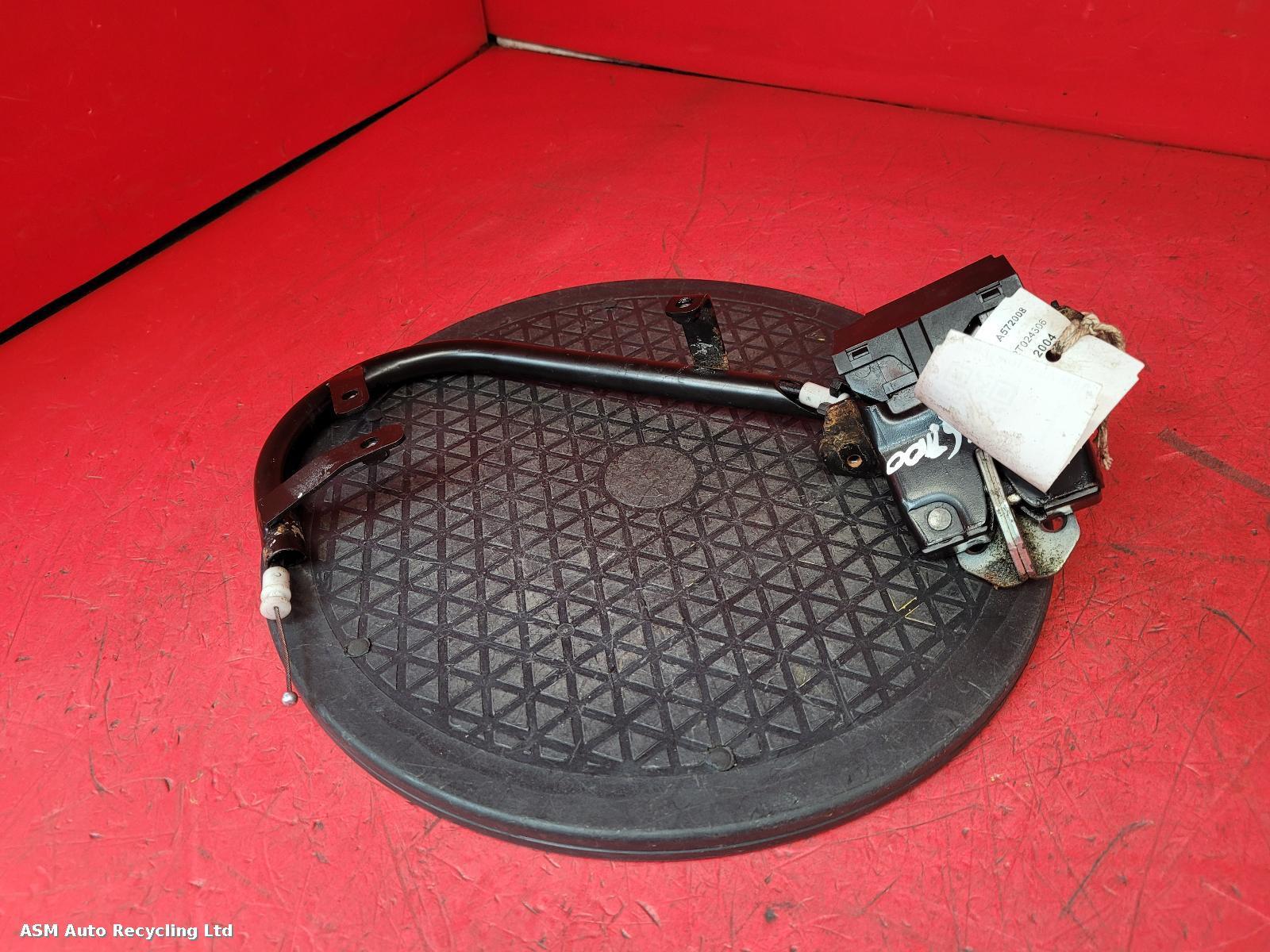 View Auto part Bootlid/Tailgate Lock Mercedes Clk 2004