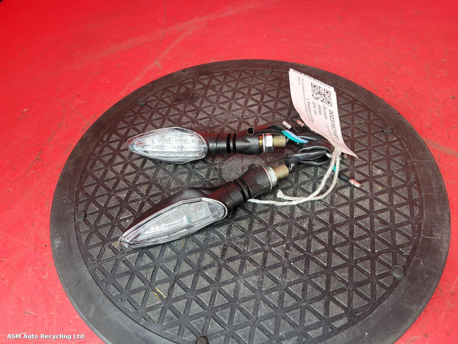 View Auto part L Repeater Lamp Sinnis Gpx 125 2022