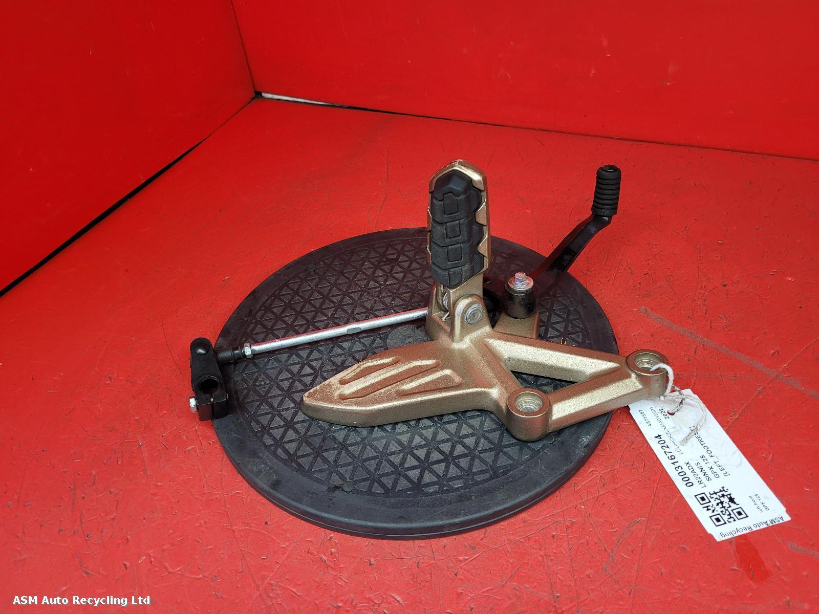 View Auto part Left Footrest Sinnis Gpx 125 2022