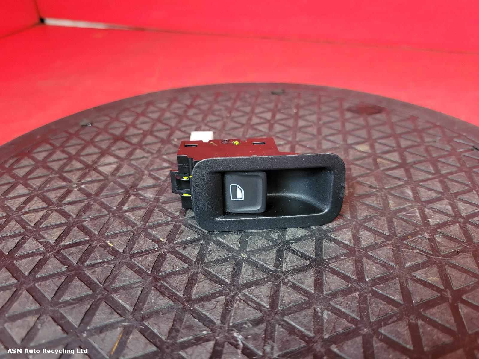 View Auto part Elect. Window Switch Volkswagen Polo 2017