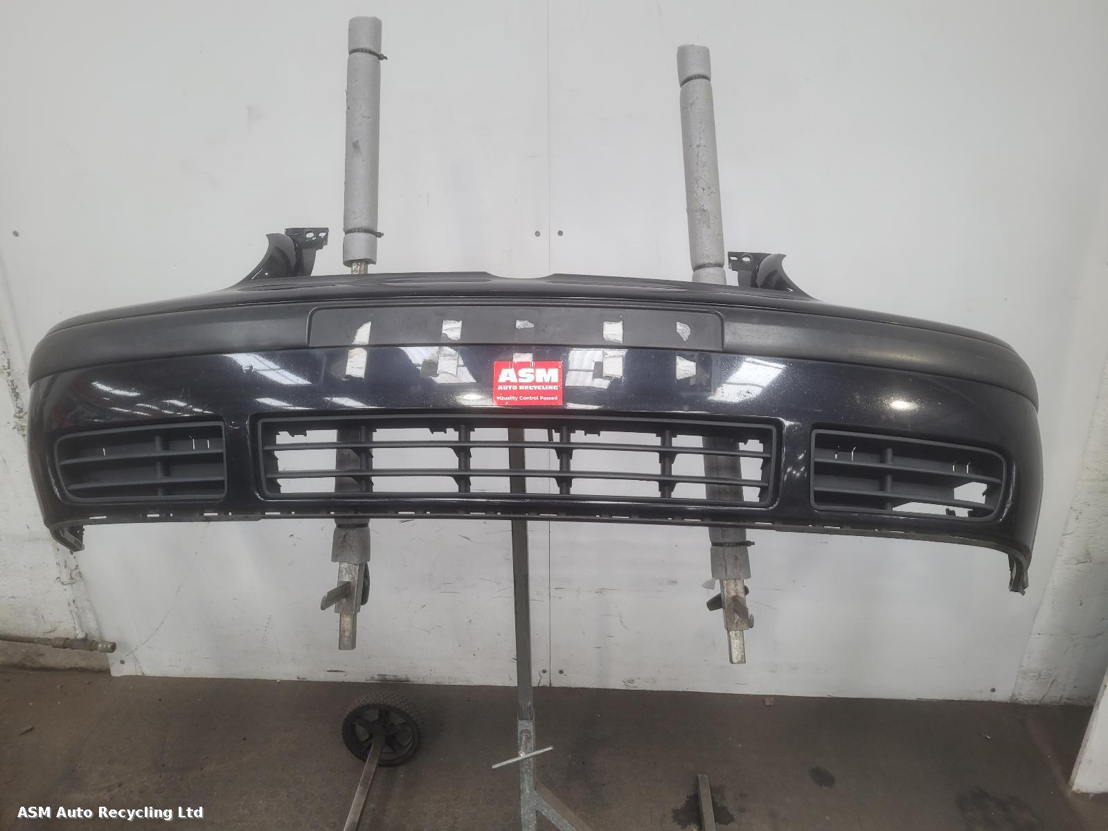 View Auto part Front Bumper Volkswagen Golf 2004