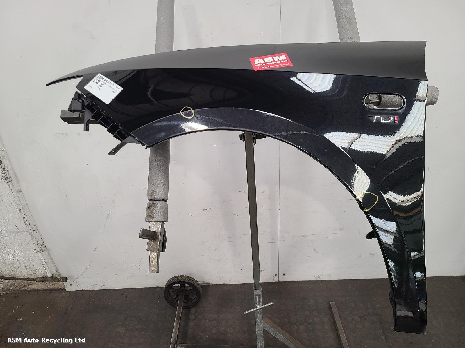 View Auto part L Wing Seat Ibiza 2011