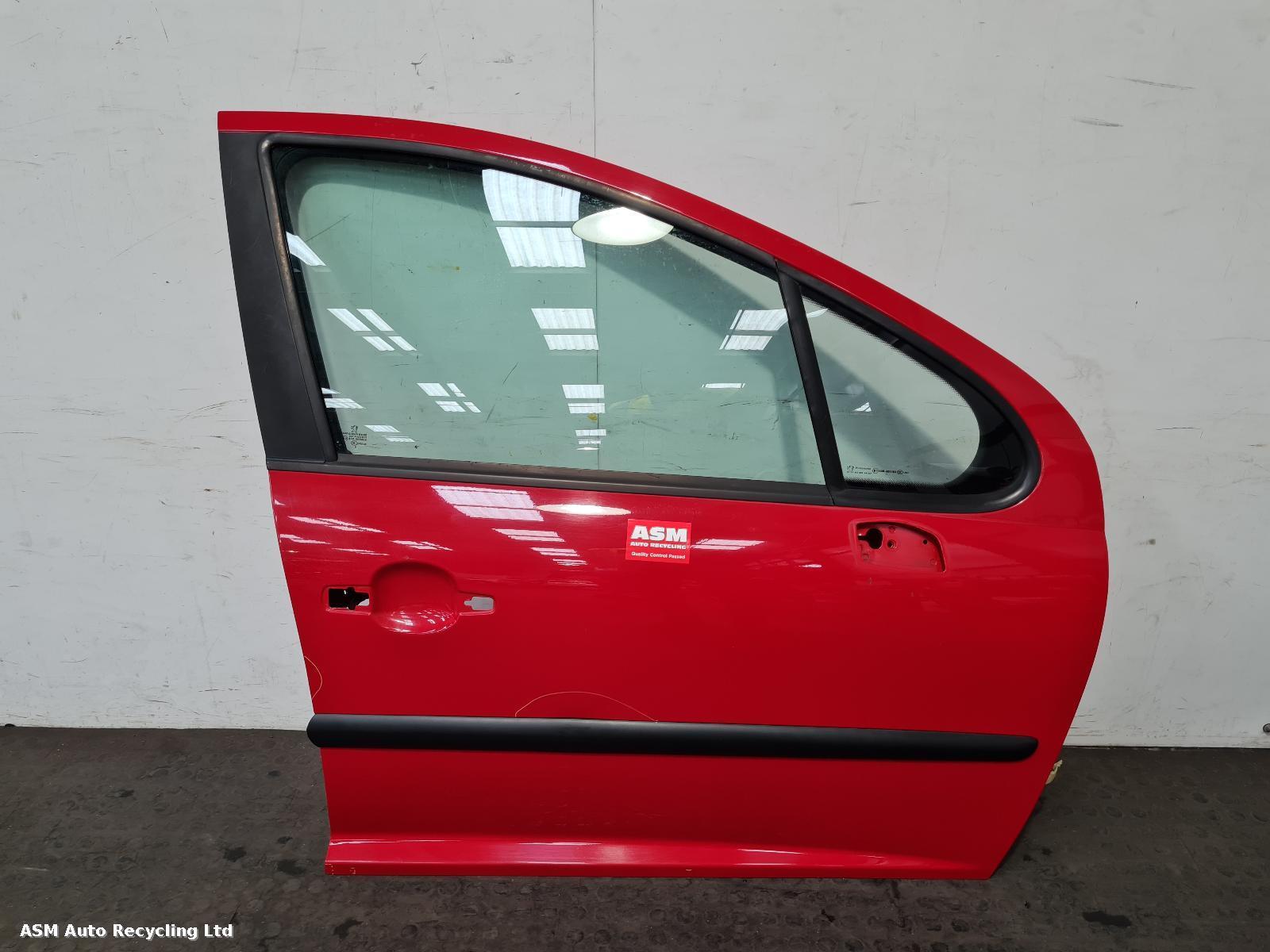 View Auto part R Front Door Peugeot 207 2008