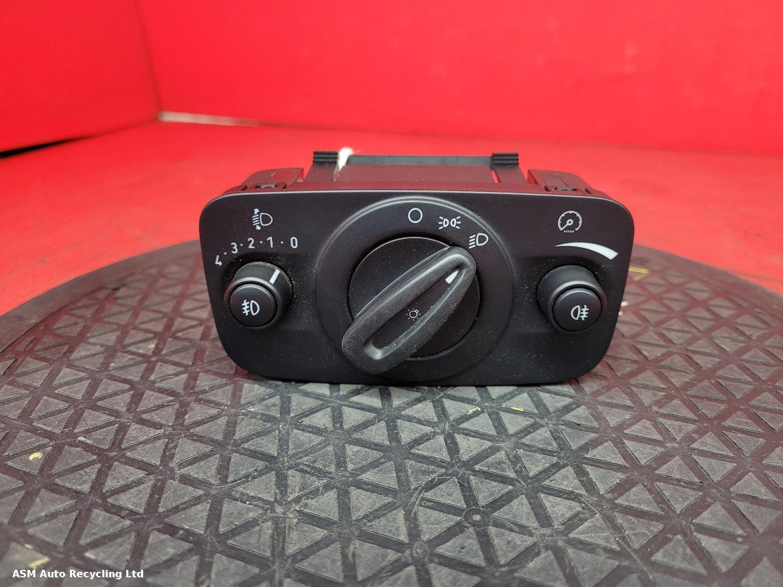 View Auto part Headlight Switch Ford Mondeo 2010