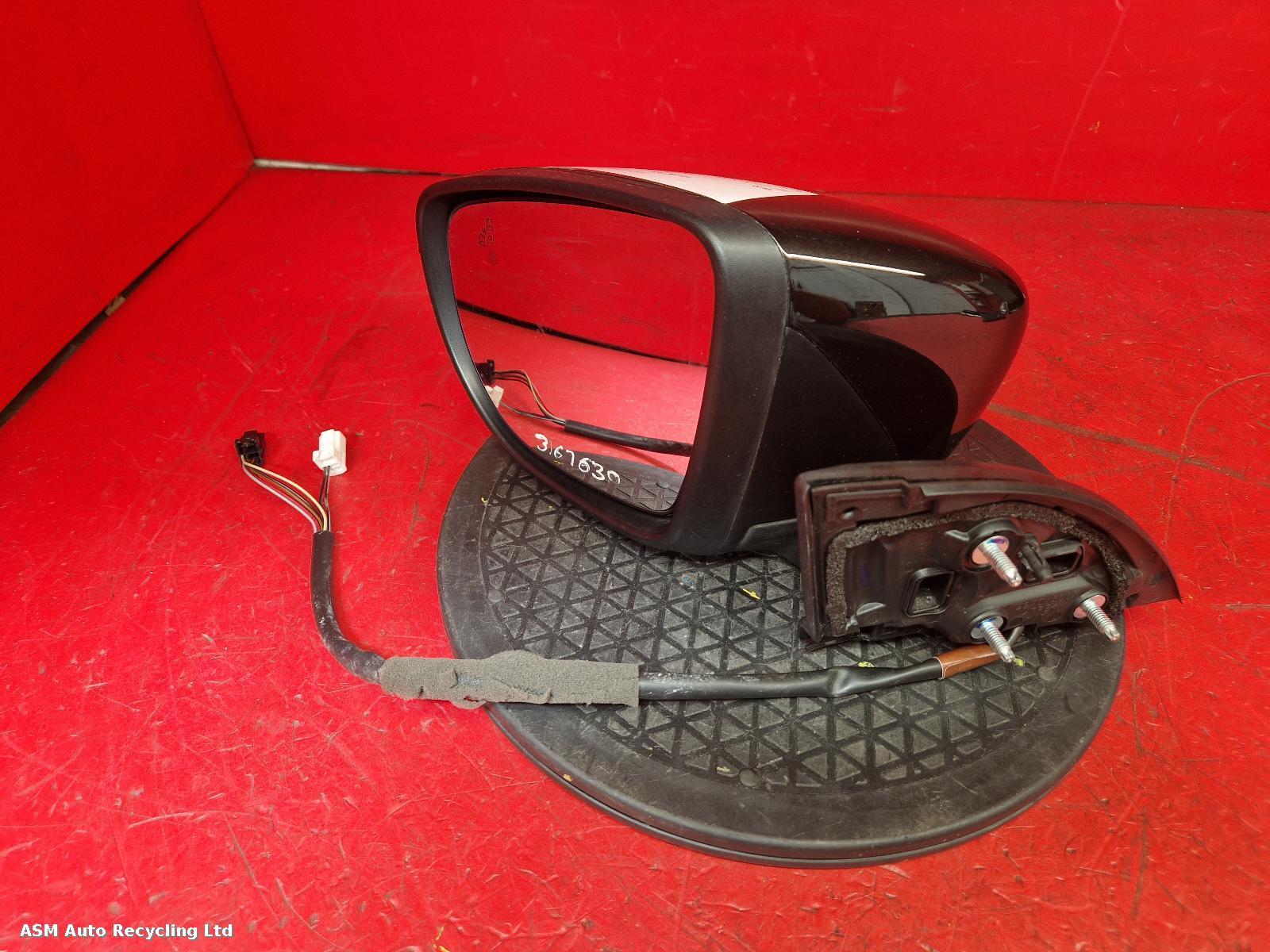 View Auto part L Door Mirror Nissan Leaf 2018