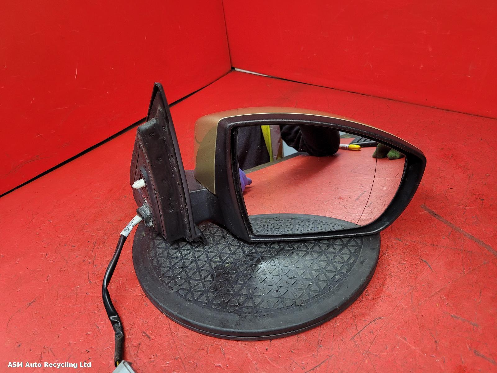 View Auto part R Door Mirror Ford S Max 2006