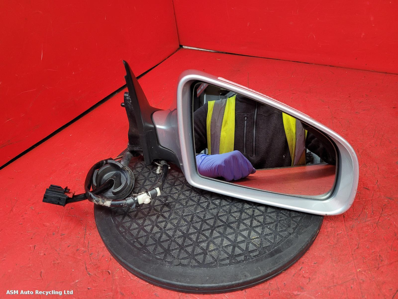 View Auto part R Door Mirror Audi A3 2007