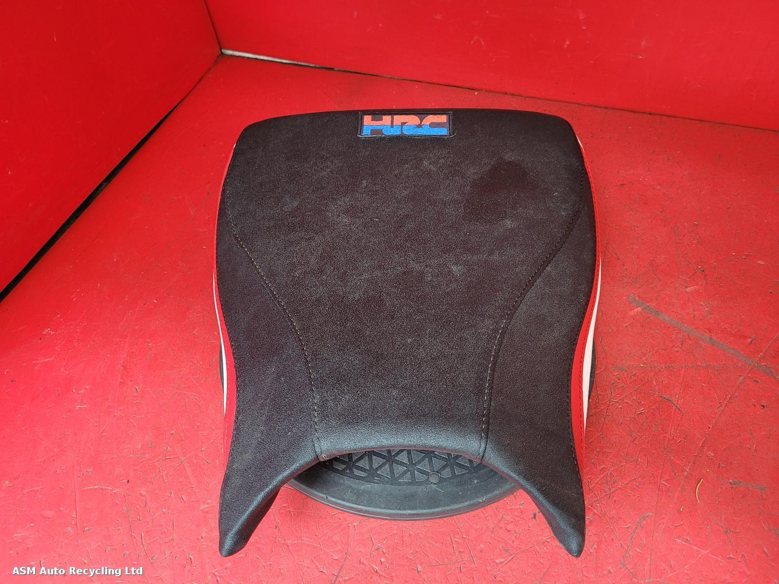 View Auto part Front Seat Honda Cbr 1000 Rr-5 2004